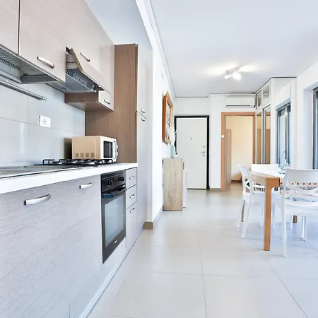 Apartament Sebeto With Parking & Netfilx Neapol