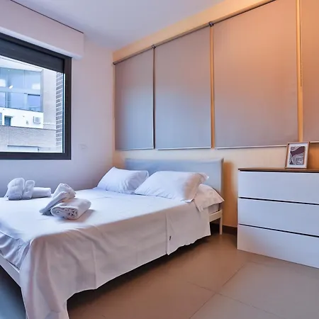 Guesthost - Sebeto With Parking & Netfilx 나폴리