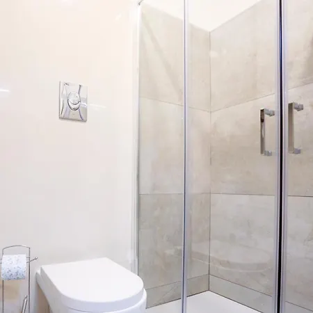 Guesthost - Sebeto With Parking & Netfilx * 나폴리