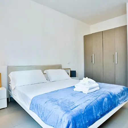 Guesthost - Sebeto With Parking & Netfilx 아파트