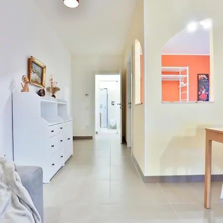 Apartment Sebeto With Parking & Netfilx