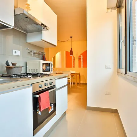 Sebeto With Parking & Netfilx Apartment