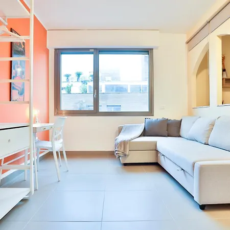 Sebeto With Parking & Netfilx Apartment *